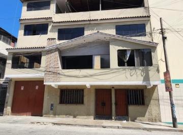 Casa · 228m² · 9 Dormitorios · 10 Estacionamientos · Se Vende Como Terreno Cerca Av El Sol Vmt
