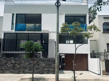 Casa · 259m² · 3 Dormitorios · 2 Estacionamientos · ¡Descubre Tu Nuevo Hogar en San Antonio Miraflores!