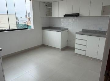 Departamento de 2 habitaciones, Lima · 80 m², 2 Dorm, 2 Baños Completos, Tercer Piso de Una Casa, Sin Muebles