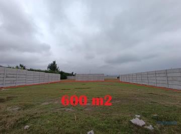 Terreno / Lote · 600m² · Terreno de 600 m² Para Casa de Campo en Huaral | Excelente Oportunidad de Inversión