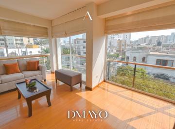 Departamento · 137m² · 3 Dormitorios · 1 Estacionamiento · Alquiler - Departamento - Miraflores - 3 Dorm. - 1 Cochera