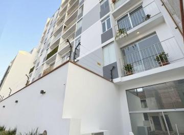 Departamento · 92m² · 3 Dormitorios · 1 Estacionamiento · Venta de Duplex en Barranco Jirón Tejada