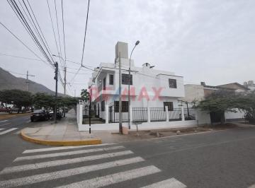 Casa · 373m² · 4 Dormitorios · 1 Estacionamiento · Casa en Venta – Las Lomas de La Molina Vieja