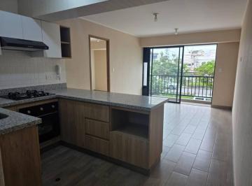 Departamento · 72m² · 3 Dormitorios · 1 Estacionamiento · Alquilo Departamento de Estreno 80 m² Surquillo