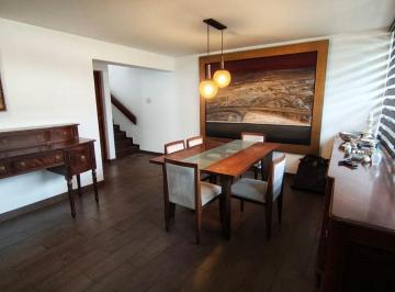 Casa de 5 habitaciones, Lima · Venta Casa - Departamento de 3 Pisos 5 Hab 4 Baños 2 Cocheras en Miraflores