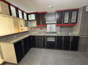 Departamento · 108m² · 3 Dormitorios · Alquilo Departamento en Sagitario - Surco