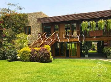 Casa · 800m² · Casas 20: Hermosa Casa de Campo Familiar en Huampaní