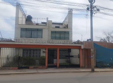 Casa · 212m² · 4 Dormitorios · 1 Estacionamiento · Venta de Casa en Huaral