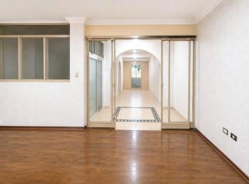 Local comercial , Lima · Vendo Inmueble de Uso Mixto en Surquillo - Vivienda y Negocio
