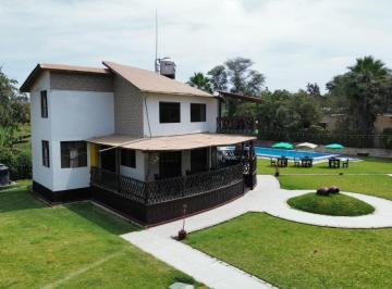 Casa · 313ha · 4 Dormitorios · Casa de Campo en Sipán de 3200 m² – ¡Vive Donde La Historia Cobra vida!.(T. Eneque)