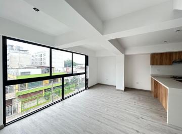 Departamento de 4 habitaciones, Lima · El Dúplex Que Tu Familia Merece: Terraza y Jardín en San Borja Sur