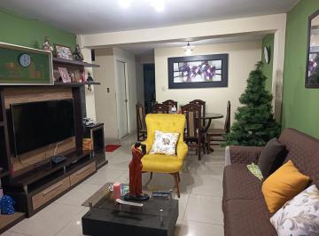 Sala de estar · Casa en Venta en Av Argentina | Amplia, Comercial y Bien Ubicada
