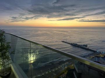 Departamento de 3 habitaciones, Lima · Departamento de Lujo, de 218 m², Piso 14, con Vista Al Mar, a 20 m de Larcomar
