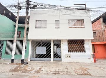 Casa de 8 habitaciones, Lima · Casa en Venta en San Juan de Miraflores