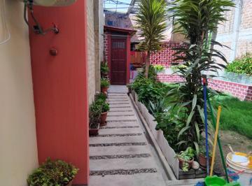 Casa de 5 habitaciones, Cajamarca · Venta de Casa Urbana 03 Pisos Amplio con Jardines y Terraza