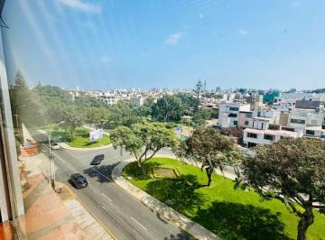 Departamento de 3 habitaciones, Lima · Vendo Lindo Dpto con Terraza Frente a Parque de 3 Domitorios + 1 Cochera en Av Paseo La Castellana.