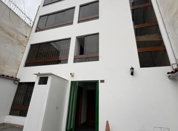 Departamento · 95m² · 3 Dormitorios · Alquiler de Departamento en Urb. Elio – Cercado de Lima