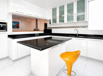 Departamento de 4 habitaciones, Lima · En Venta Penthouse de 473 m² en Av El Polo en Surco