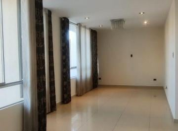 Departamento de 4 habitaciones, Arequipa · Vendo Departamento de 152 m² y 4 Dorm. en Primer Nivel en Challapampa, Sin Cochera