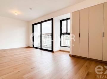 SALA-DORMITORIO · Loft de Estreno Cerca del Golf de San Isidro | Áreas Comunes