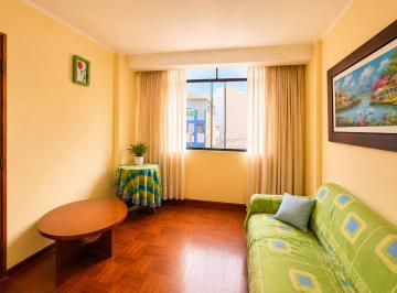 Departamento de 2 habitaciones, Lima · Departamento de 65 m² en Venta | Av Militar – Lince | Piso 3 con Escaleras