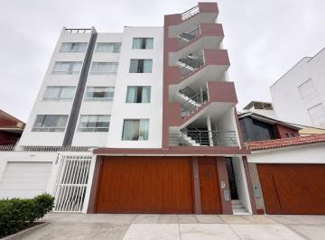 Departamento de 5 habitaciones, Lima · Vendo Departamento Duplex + Azotea + 02 Cocheras en San Miguel