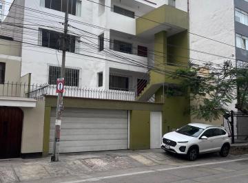 Departamento · 106m² · 2 Dormitorios · Alquilo Duplex, 2 Dorm., a 1 Cuadra de La Av Principal, Vista Exterior, La Calera, Surquillo