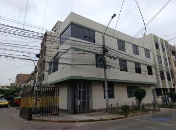 Casa · 600m² · 14 Dormitorios · 2 Estacionamientos · Casa en Esquina de 165 m² en Los Olivos | Ideal Para Inversión o Vivienda Multifamiliar