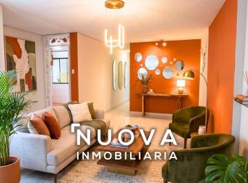 Departamento · 160m² · 7 Dormitorios · 2 Estacionamientos · Departamento Tipo Casa en Venta de 160 m² en La Perla