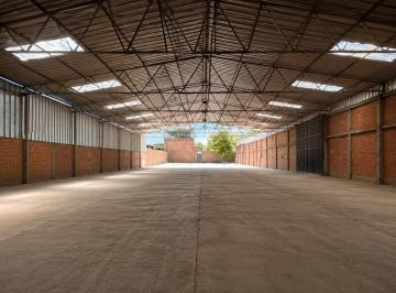 Local comercial · 1000m² · Venta de Local Industrial a 3 Cuadras de La Av Guardia Civil