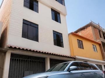 Casa de 13 habitaciones, Lima · Casa en Venta – Villa El Salvador