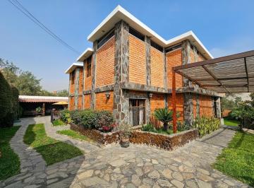 Casa de campo · 302m² · 6 Dormitorios · 6 Estacionamientos · Exclusiva Residencia de Campo en Venta - Cieneguilla