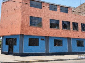 Casa · 413m² · 13 Dormitorios · Casa a La Venta en El Rímac