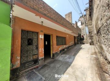 Terreno / Lote · 216m² · ¡Venta Casa Como Terreno de 216 m² en Comas!