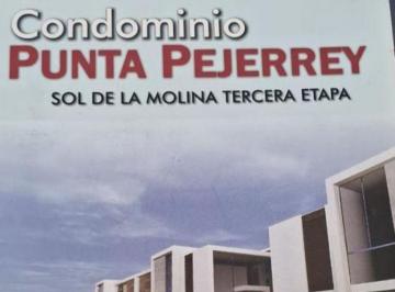 Casa de 5 habitaciones, Lima · Casa de 450 m² *amoblada* en Condominio en El Sol de La Molina