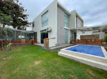 Casa de 5 habitaciones, Lima · Casa de 450 m² *amoblada* en Condominio en El Sol de La Molina