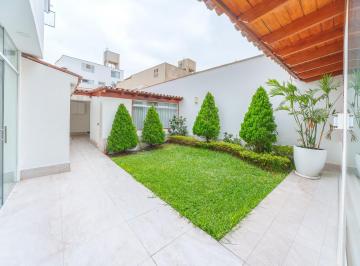 Departamento · 239m² · 4 Dormitorios · 2 Estacionamientos · Primer Piso Remodelado Remodelado Tipo Casa en San Borja