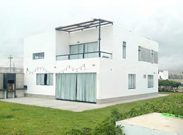 Casa · 220m² · 6 Dormitorios · 4 Estacionamientos · Casa en Venta en Condominio y Club Privado Solimar Lurín - Km 27 Panamericana Sur