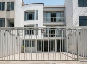 Foto 1 · Departamento en Venta - Urb Santa Patricia II Etapa, La Molina