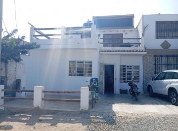 Casa de playa de 6 habitaciones, Lima · Casa "Playa San Bartolo"