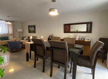 Casa de 6 habitaciones, Trujillo · Casa en Alquiler 240 m² San Andres 2 Pisos.