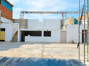 Local comercial , Chiclayo · Oportunidad de Inversión en Ciudad Eten – Frente Al Parque Principal