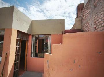 Casa de 4 habitaciones, Arequipa · Casa en Venta Como Terreno – a Pasos del Parque E Iglesia Espíritu Santo