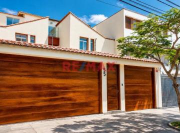 Casa de 4 habitaciones, Lima · Se Vende Espectacular Casa Remodelada con Jardín y Terraza en Las Gardenias – Surco