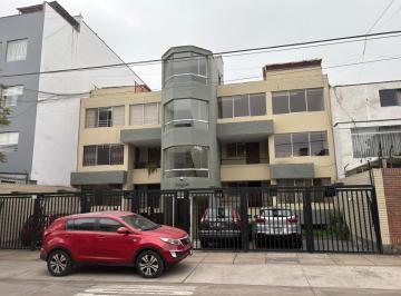 Departamento · 91m² · 3 Dormitorios · 1 Estacionamiento · Alquiler de Departamento en San Borja