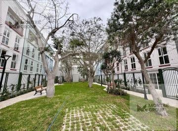 Departamento · 98m² · 2 Dormitorios · 1 Estacionamiento · Vendo Flat de Estreno con Acceso a Parque Privado