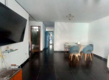 Casa en Venta de 6 habitaciones San Juan de Miraflores · Gran Oportunidad: Venta de Casa de 3 Pisos en San Juan de Miraflores