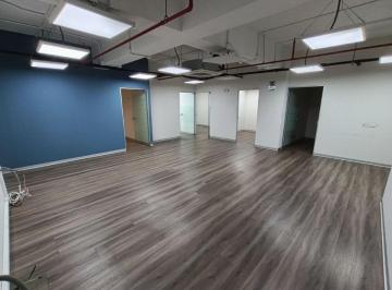 Oficina comercial Alquiler · Oficina Corporativa de 275 m² Implementada con Divisiones en Santiago de Surco