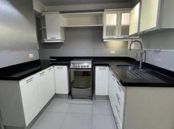 Departamento de 3 habitaciones, Lima · Vendo Dpto 1er Piso Chacarilla Surco