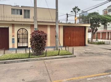 Departamento de 2 habitaciones, Lima · Alquilo Dpto. 2 Dorm. en Primer Piso, con Cochera
